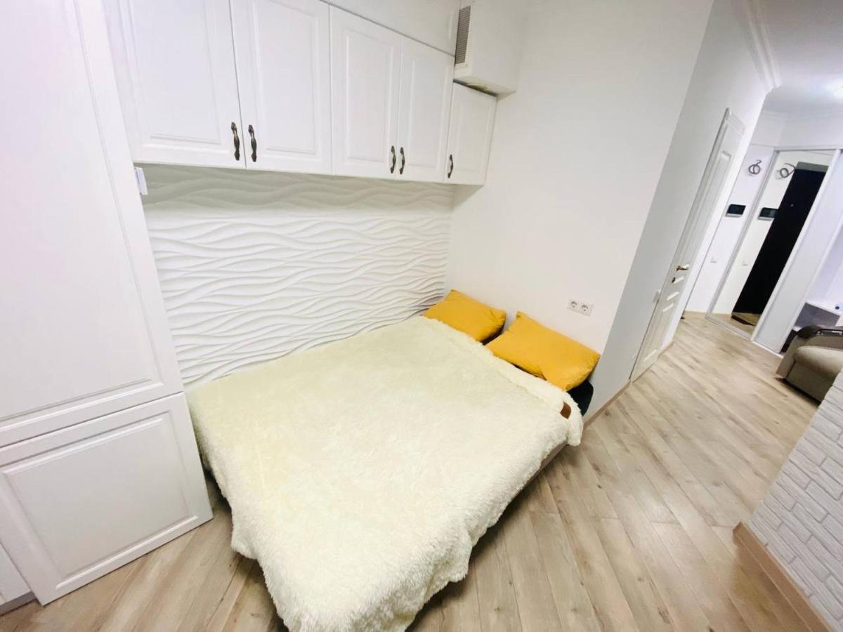 Central Eco View Apartment Kischinau Exterior foto